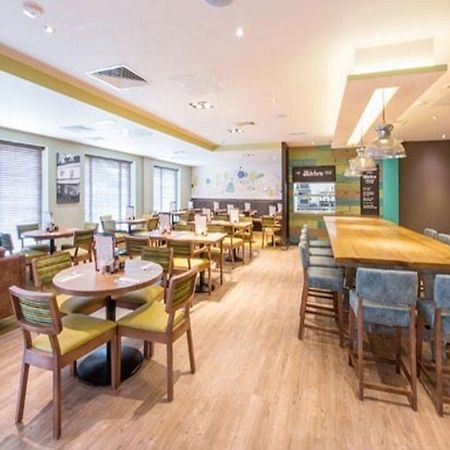 Premier Inn Мелтън Моубрей Екстериор снимка