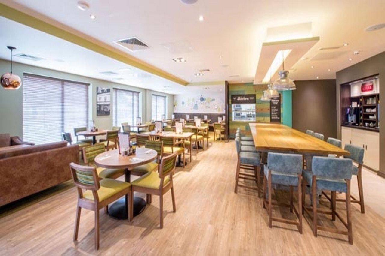 Premier Inn Мелтън Моубрей Екстериор снимка