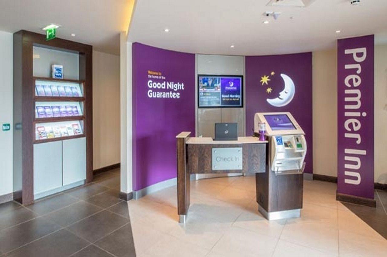 Premier Inn Мелтън Моубрей Екстериор снимка